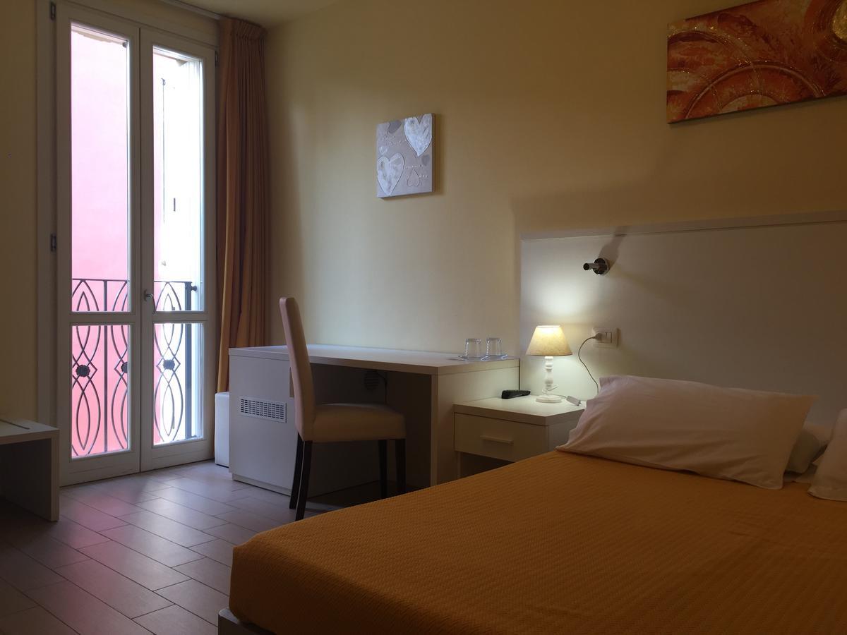 Hotel Soresina Dış mekan fotoğraf