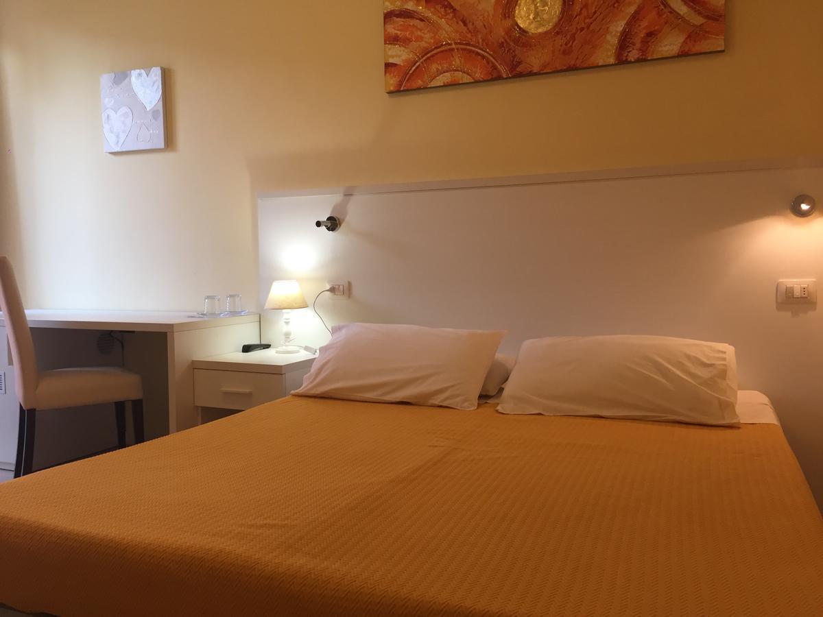 Hotel Soresina Dış mekan fotoğraf